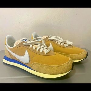 Brand New Nike Waffle Trainer 2 - Women’s